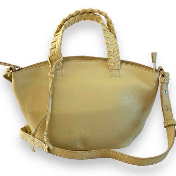 ⭐️HOST PICK⭐️ NWT Lucky Brand Kqin Leather Crossbody - Picture 3 of 16